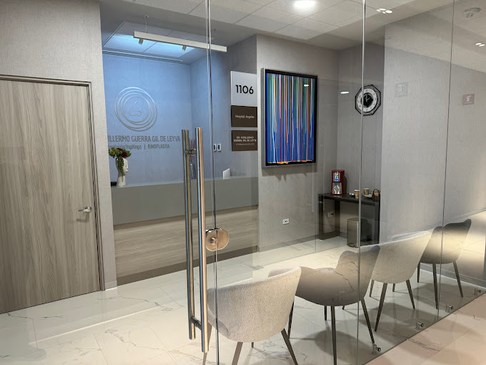 Slider image (7) Dr. Guillermo Guerra Gil de Leyva - Rhinoplasty Specialist